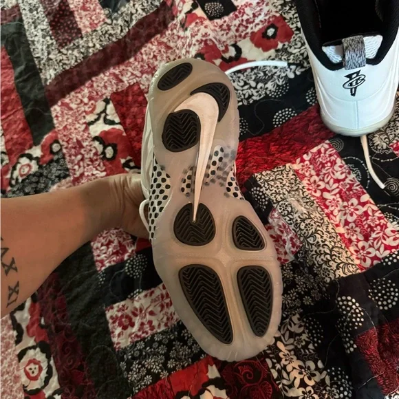 NIKE AIR FOAMPOSITE ONE WHITE ICE  5.5youth - Picture 3 of 5